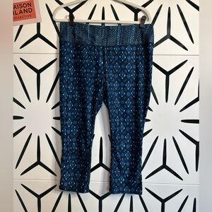 Eddie Bauer Women’s Navy Patterned Capri Cropped Leggings L